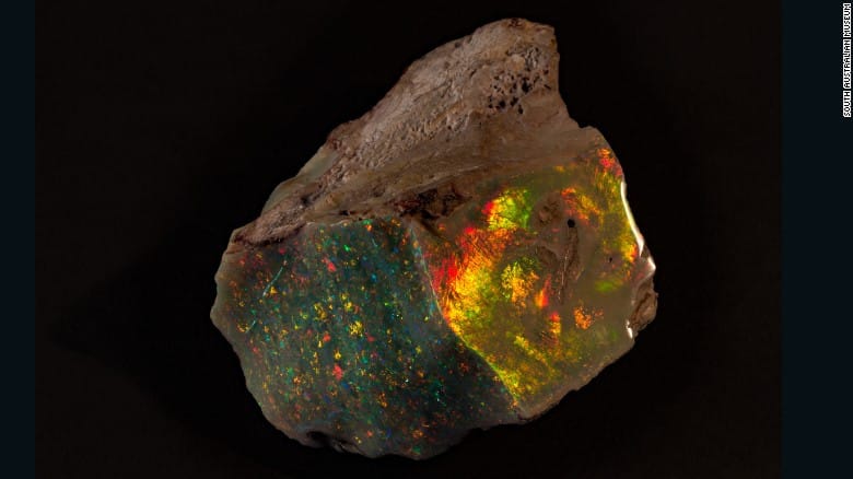 Australia Opal 600000 usd