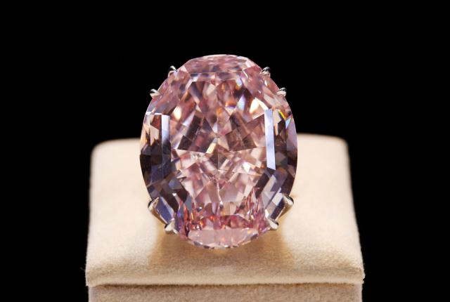 pink star diamond