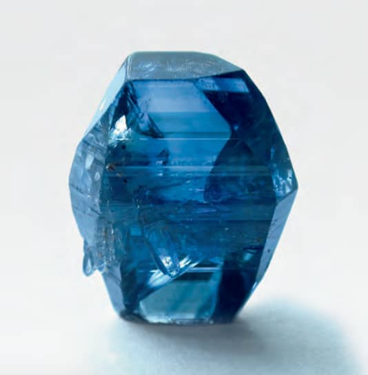 4.5 gram medium blue sapphire crystal. Photo by Janaka Hemachandra